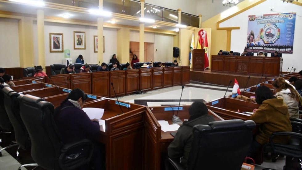 La Asamblea aprueba obra vial  por 30.8 millones de Bolivianos