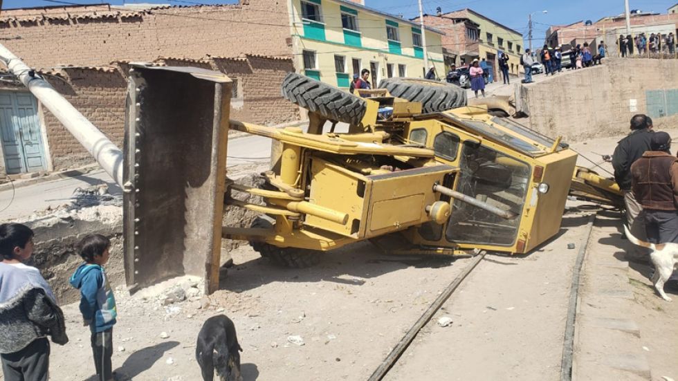 Desperfecto mecánico causa accidente en el Cementerio