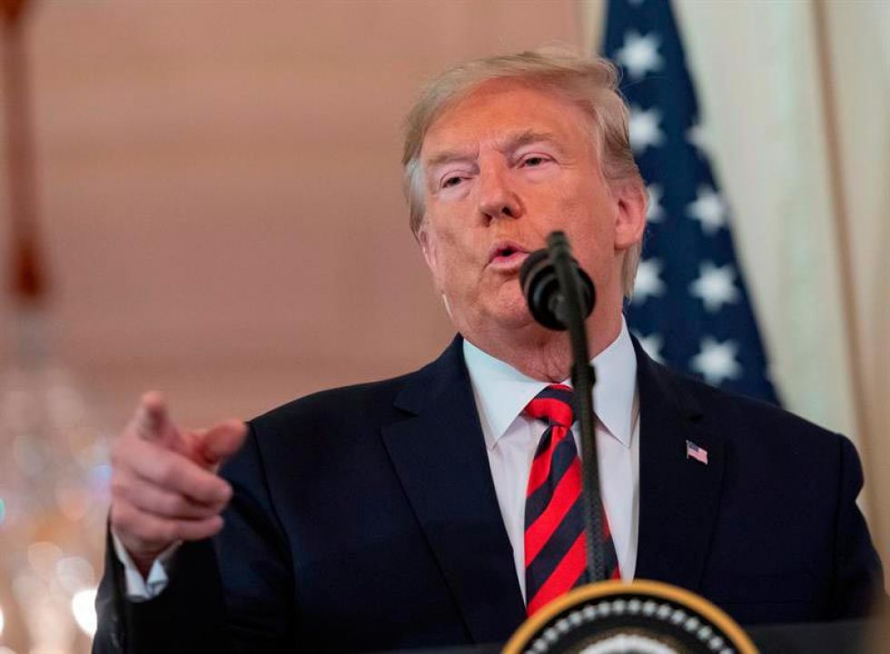 Trump sanciona a Irán con "asfixia" financiera