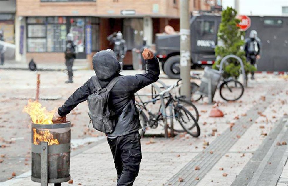 Colombia: La violencia  empaña movilizaciones