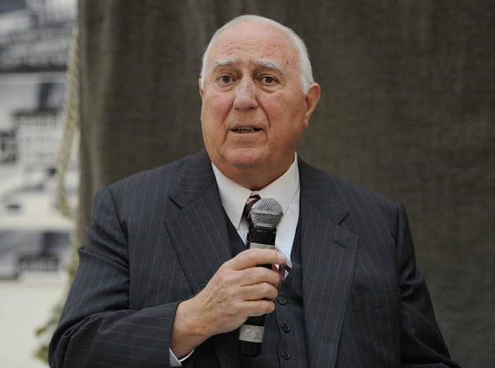 Murió historiador y numismático Héctor Janson 