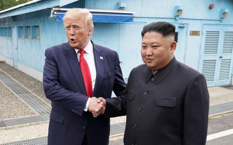 Corea del Norte ensaya varios misiles balísticos