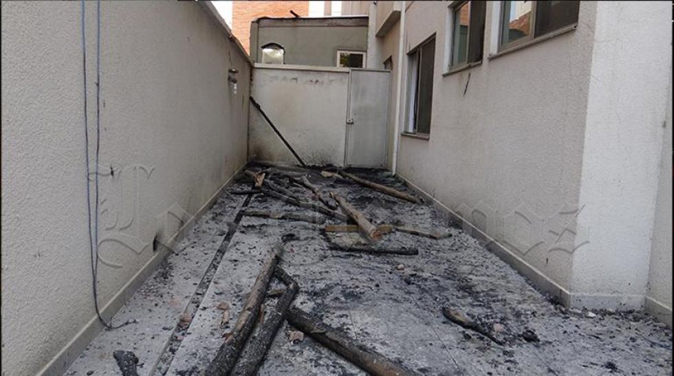 Cochabamba: incendio en construcción afectó a edificios aledaños