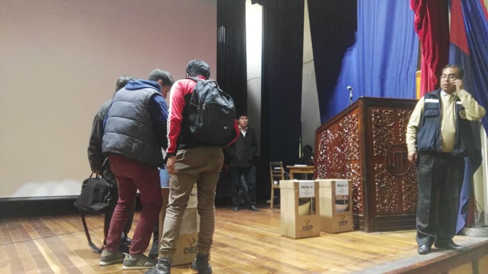 La universidad estatal se apresta a cerrar su jornada electoral