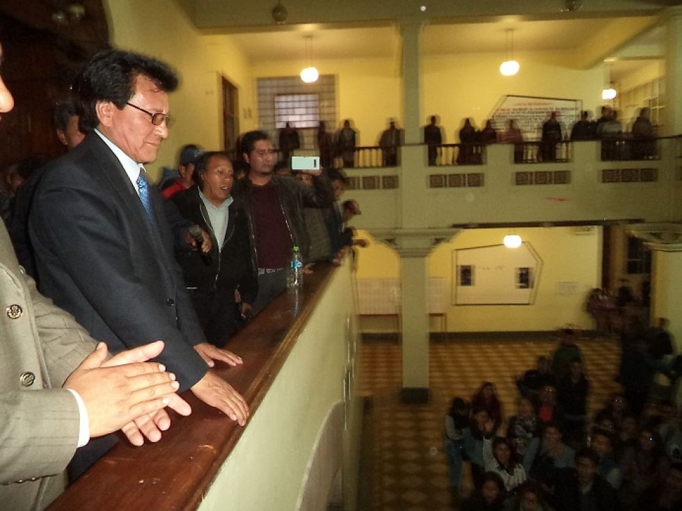 Víctor Hugo Villegas es elegido vicerrector en la UATF