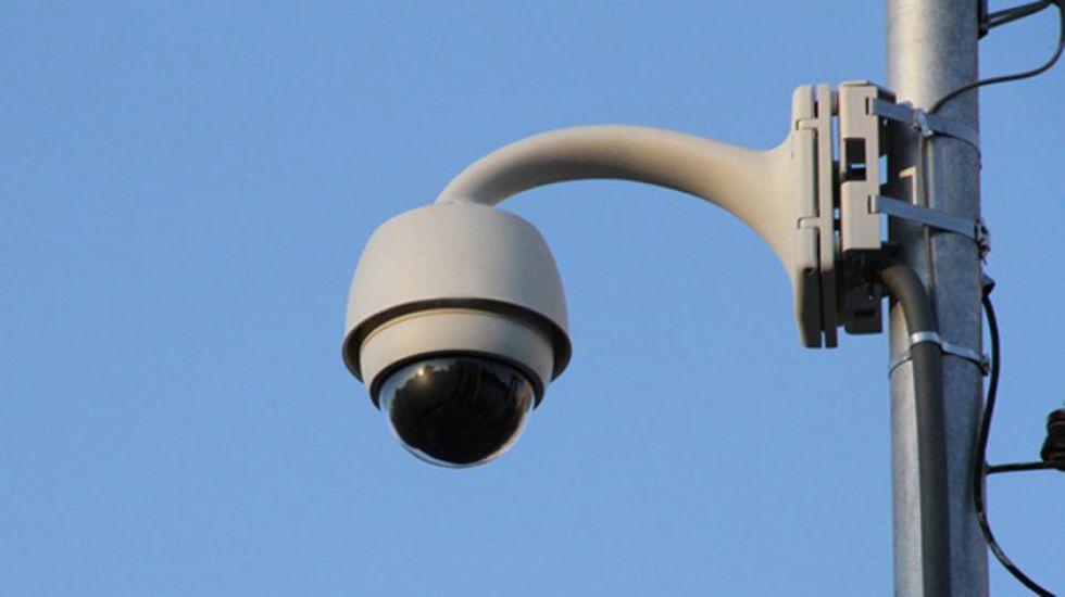 Los vecinos solicitan el arreglo de las cámaras