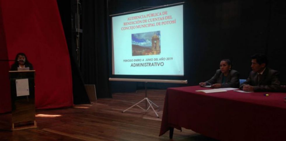 El Concejo aprueba 19 leyes en seis meses