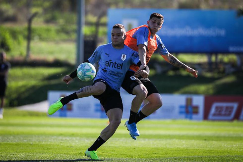 Uruguay y Perú se miden en el “Centenario”