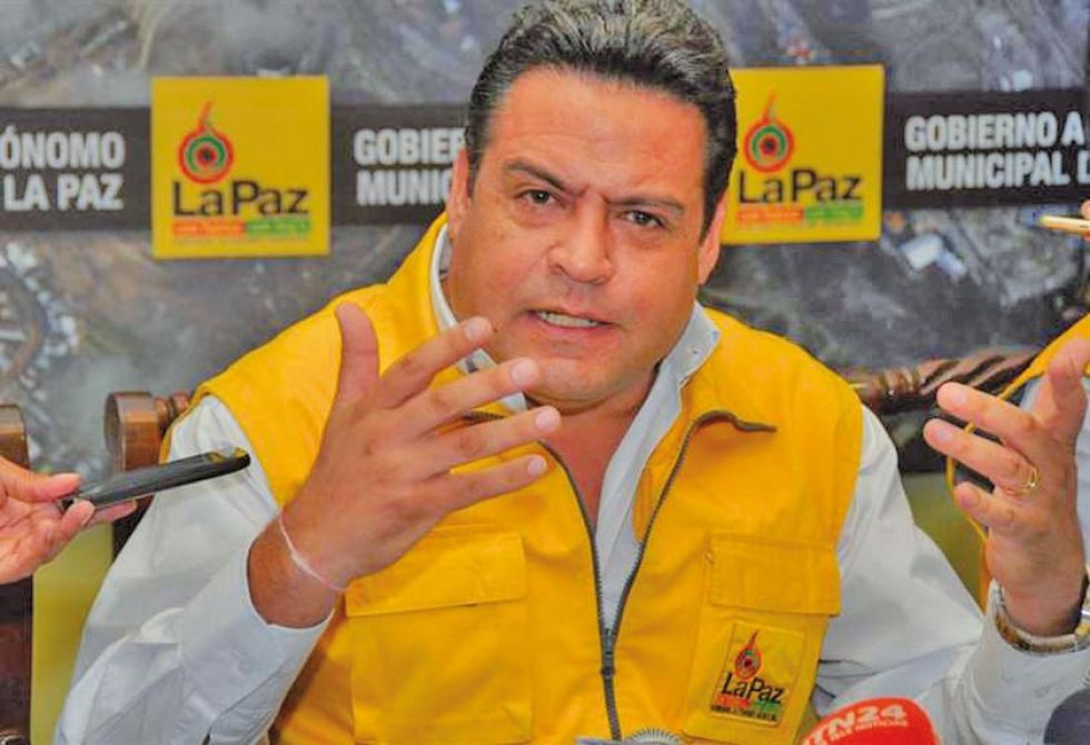Revilla pide esperar influencia de cabildos en los comicios