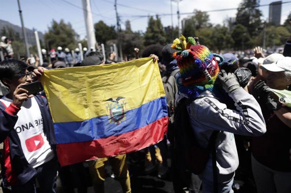 Ecuador: Reportan fuertes pérdidas por convulsión