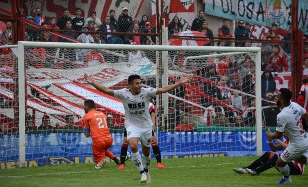 Central Córdoba gana a Estudiantes de La Plata