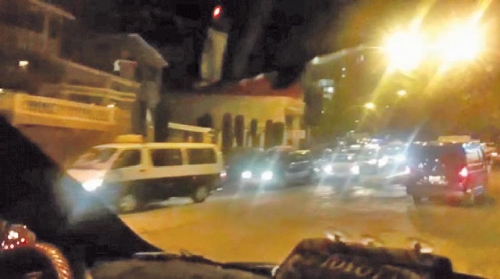 Hay largas filas en gasolineras y ANH garantiza abastecimiento