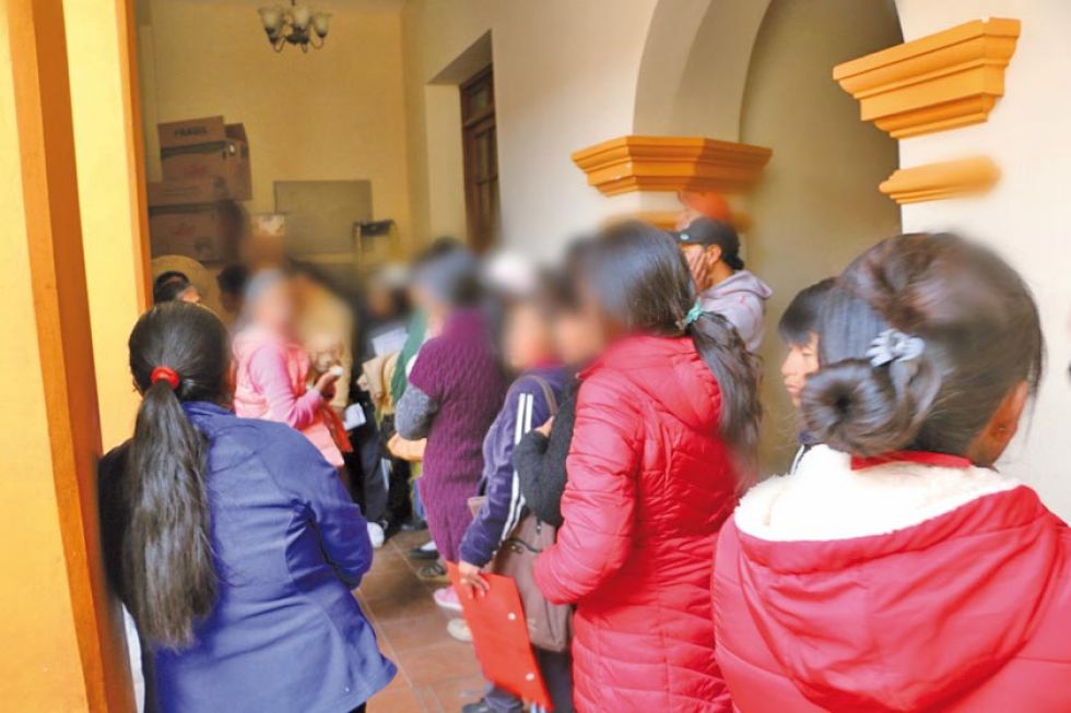 No está permitido reservar cupos con antelación para escuelas privadas