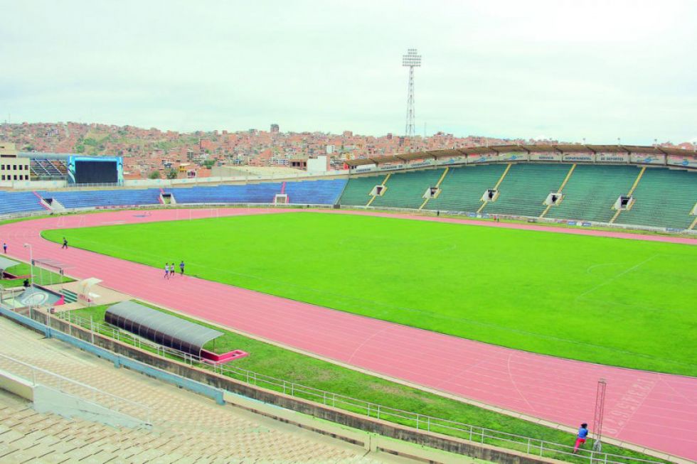 Inician trabajos de refacción en el estadio “Patria” 