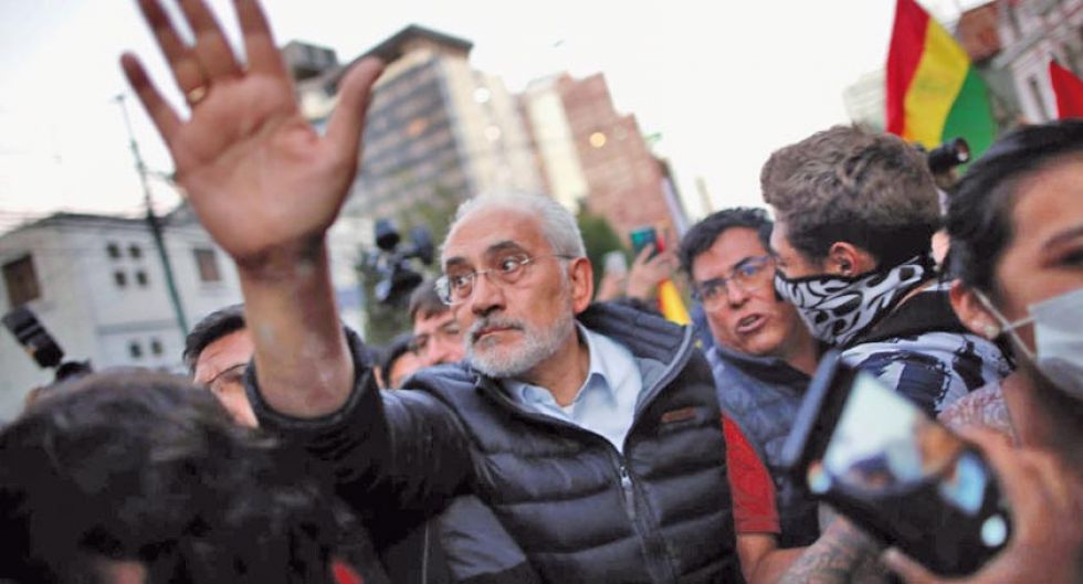 Carlos Mesa denunciará fraude ante el TSE