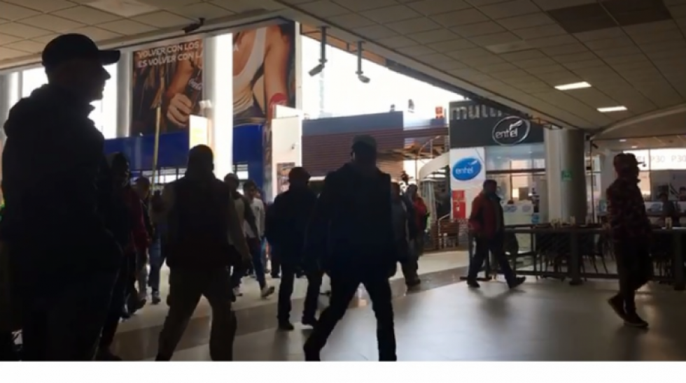 DGAC minimiza violencia en el aeropuerto de El Alto y dice que se "preservó seguridad"