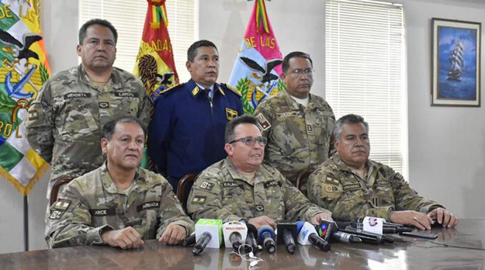 FF.AA. dice que no se enfrentarán al pueblo y exigen soluciones