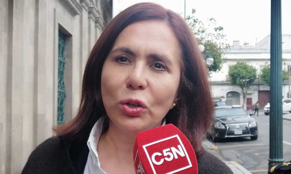 Gobierno retira a Bolivia del ALBA y cesa a un 80% de los embajadores de Evo