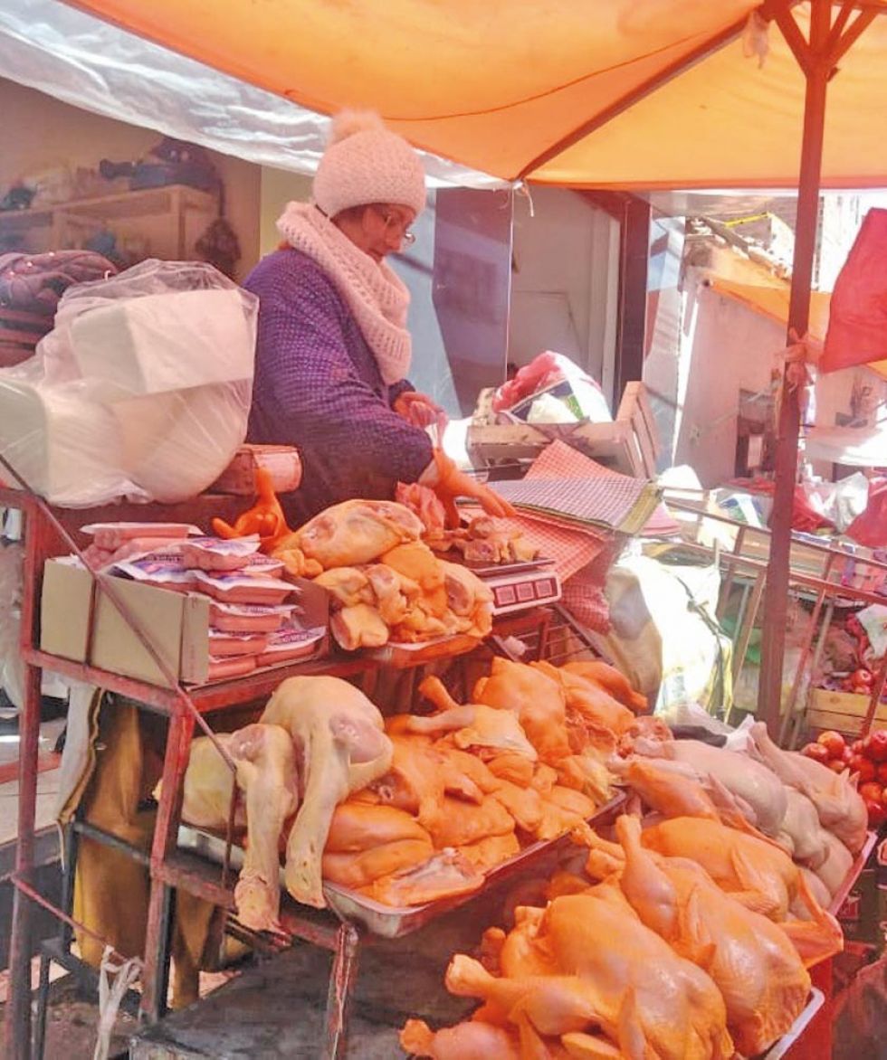 Se regulariza la venta de alimentos en Potosí