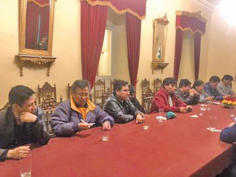 Afines al MAS instalarán un diálogo con el Gobierno