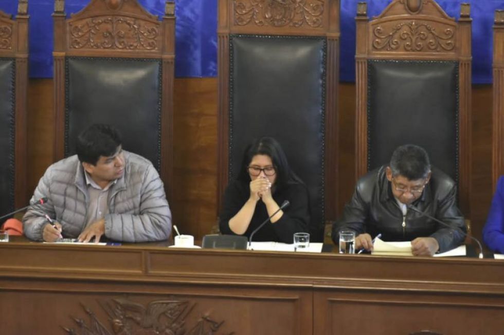 El MAS pide inmunidad para Evo Morales y todas las exautoridades