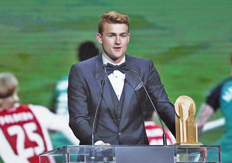 De Ligt consigue el trofeo Kopa al mejor jugador joven