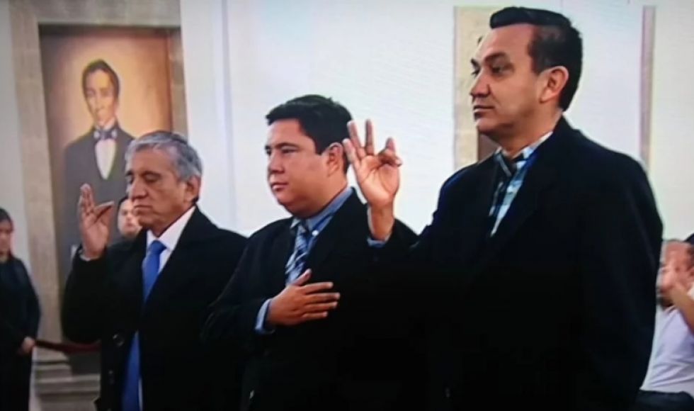 Añez cambia a Jerjes Justiniano por Yerko Nuñez