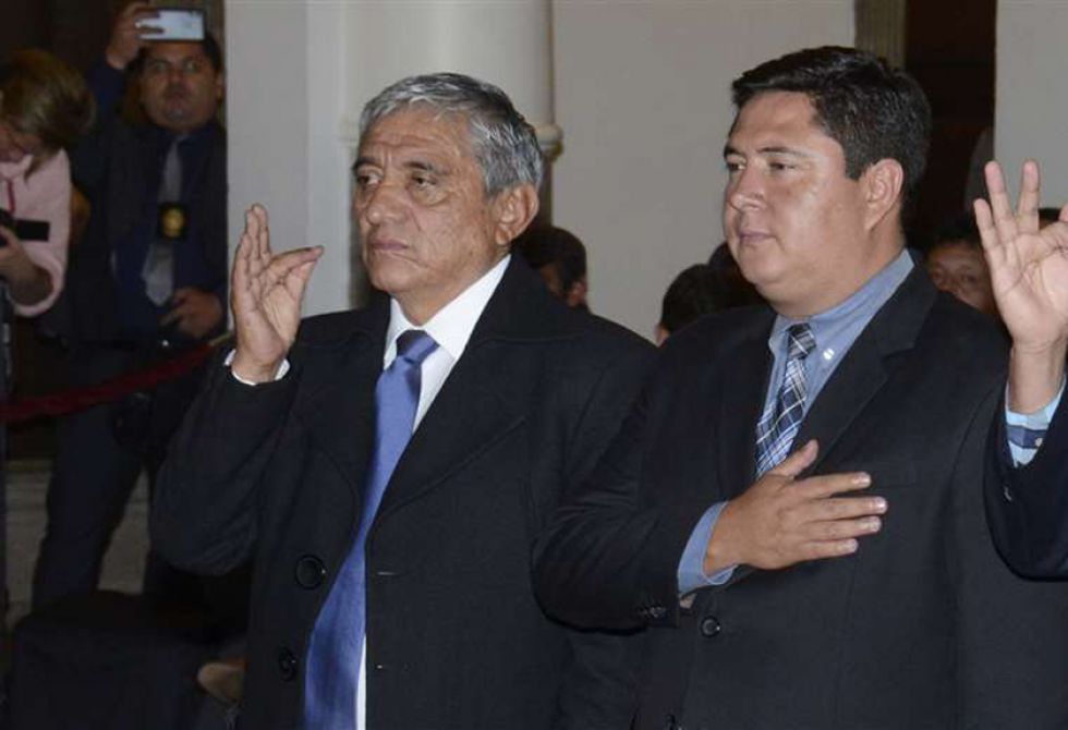 Un analista político y un abogado completan el gabinete de Jeanine Áñez