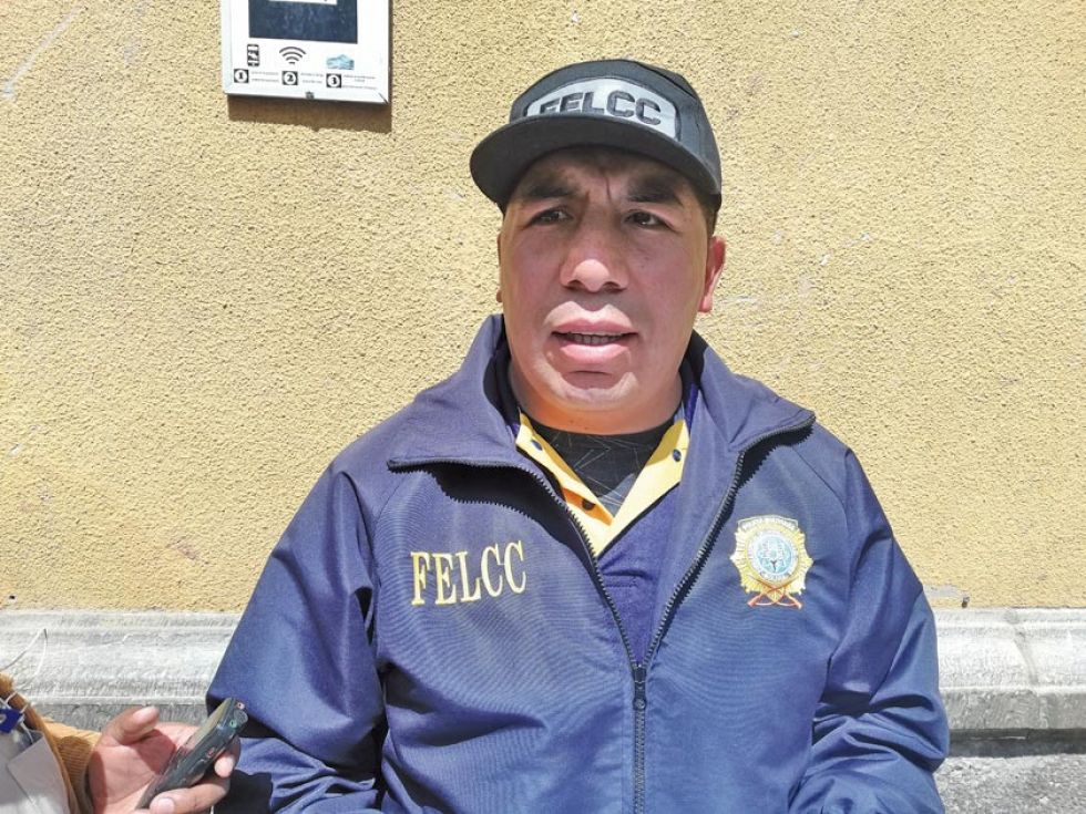 Policía sigue con el trabajo de inspección vehicular