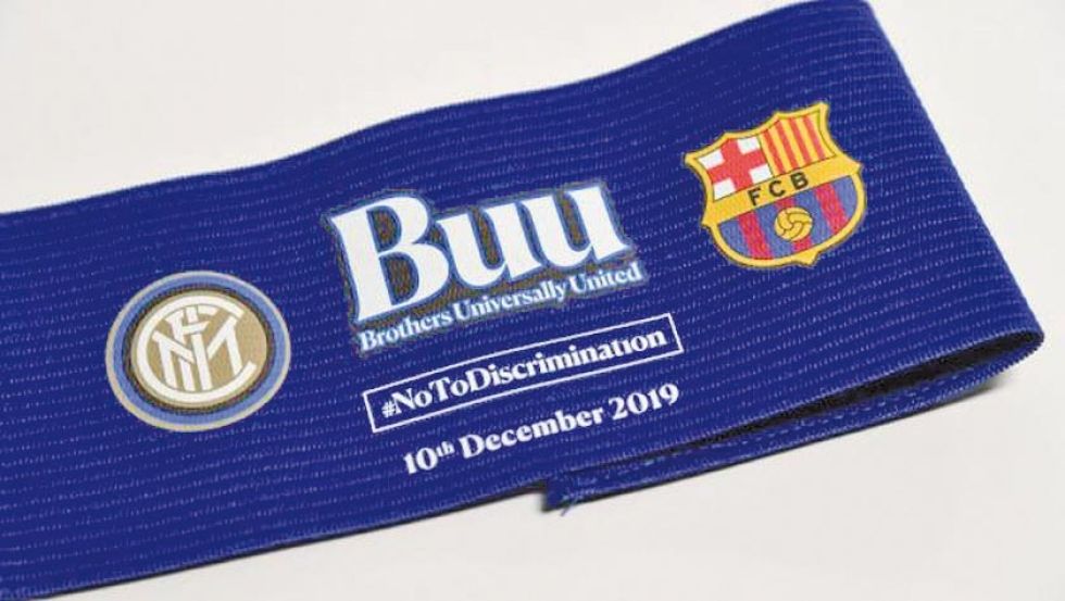 Los capitanes de Inter y Barcelona llevarán brazaletes contra el racismo