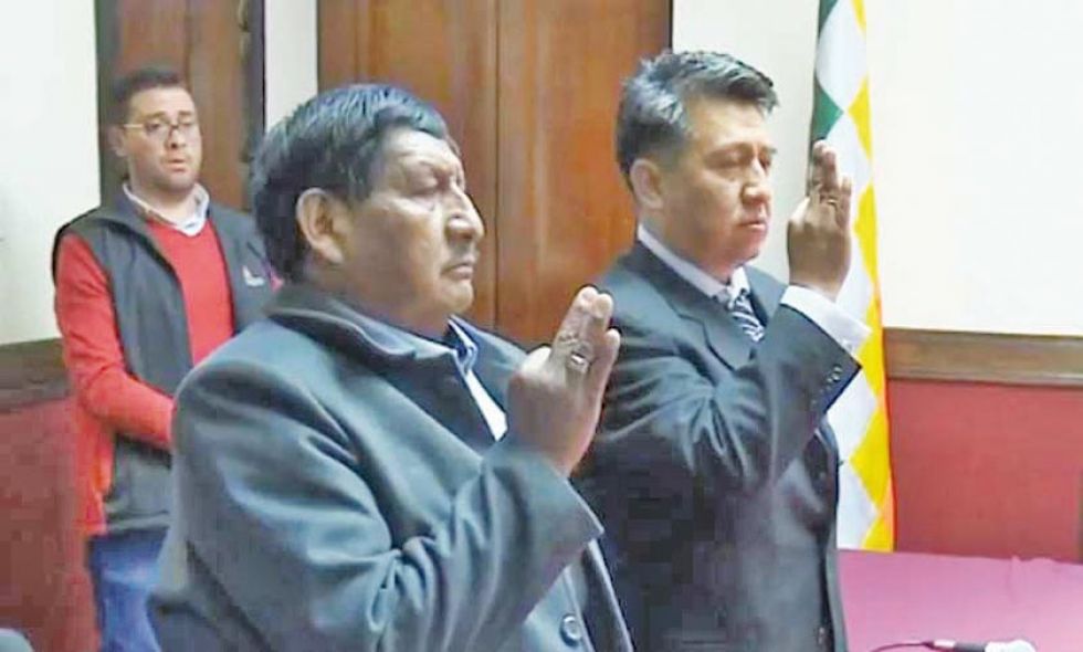 Un dirigente de la COB asume como viceministro