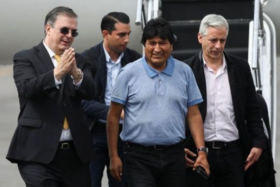 Revelan que Morales regresó a México en un avión venezolano