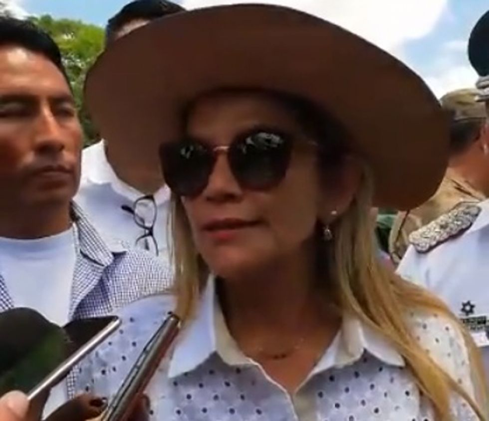 Anticipan que pronto saldrá una orden de aprehensión contra Evo