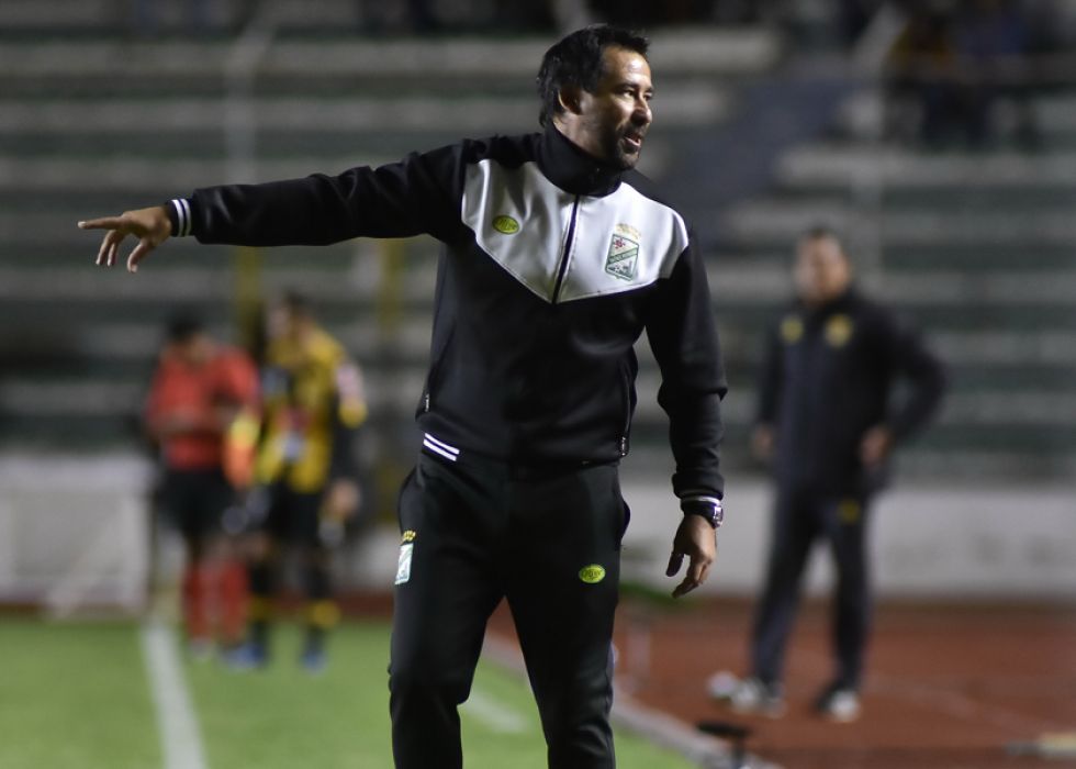 Oriente Petrolero despide  a Lucas Mugni esta noche 