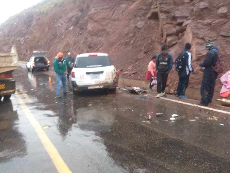 Aparatoso accidente vial ocasiona siete personas heridas