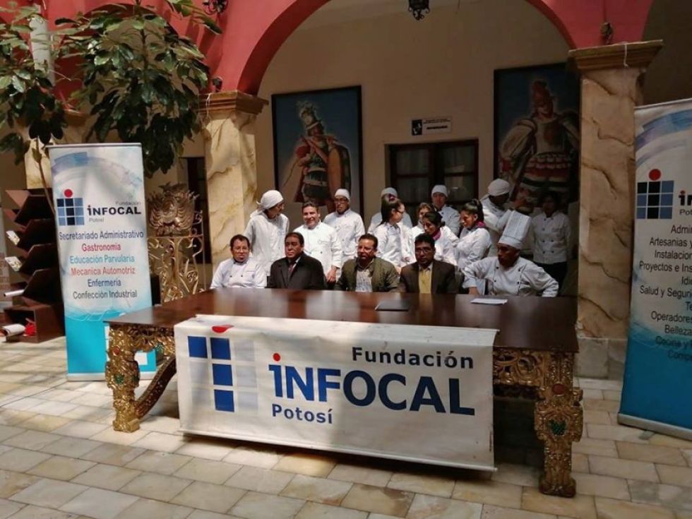 Se gradúan 25 profesionales de ramas técnicas de Infocal