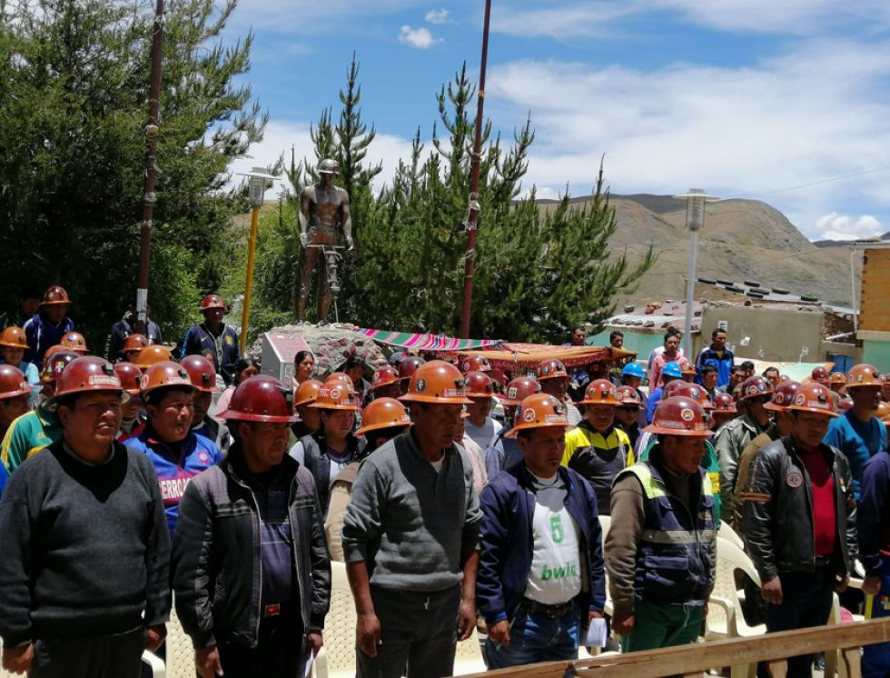 Lamentan impunidad a 23 años de la masacre de Amayapampa