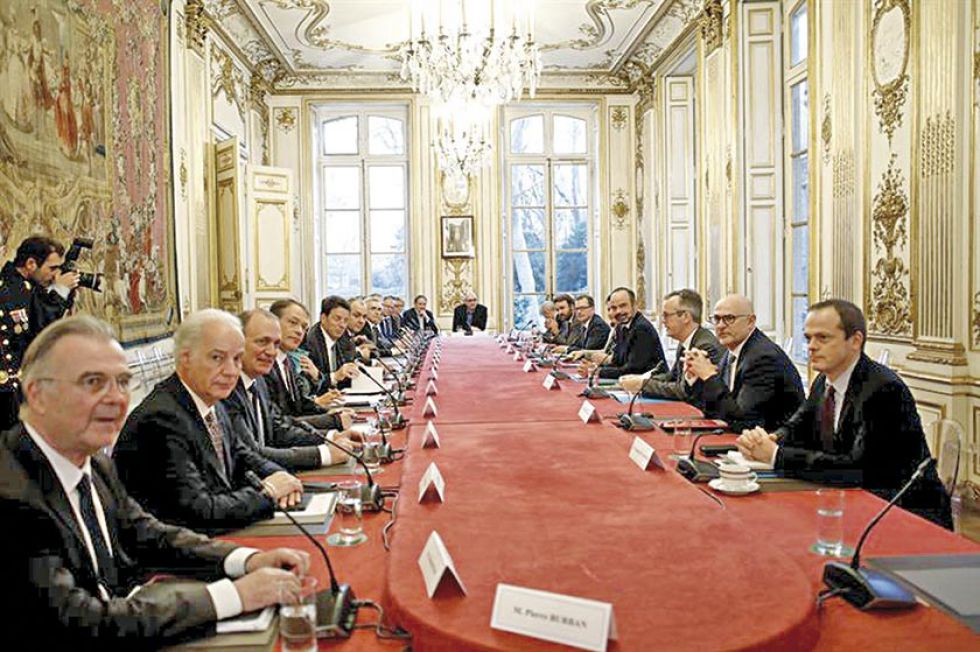 Gobierno francés no logra desactivar huelga general