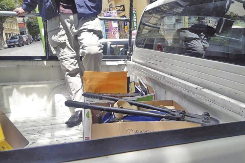 Encontraron arma de fuego y proyectiles en la casa de Quintana