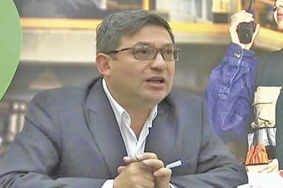 Fiscalía ordena aprehensión del exdirector de la ANH