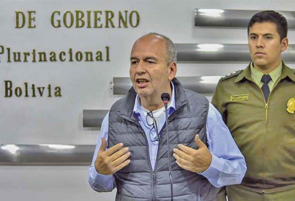 Designan a hermana de Murillo como cónsula y niegan nepotismo