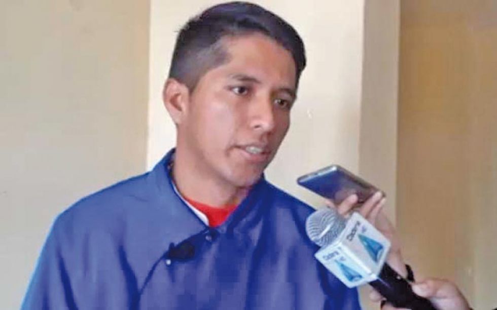 Andrónico afirma que la Policía merece un proceso
