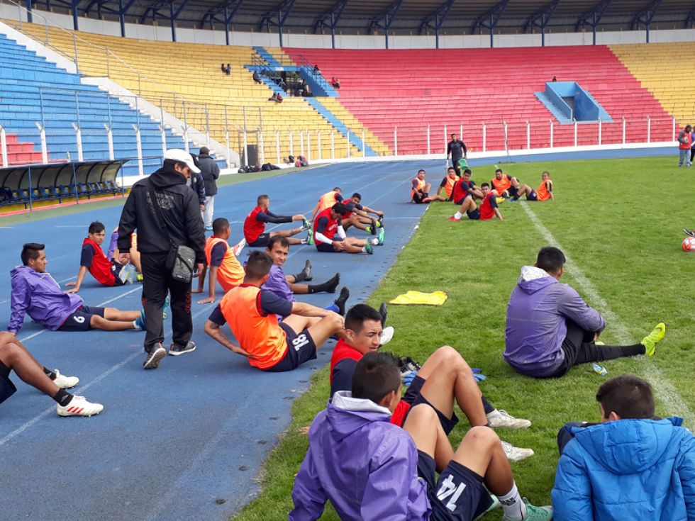 Dirigencia da descanso a varios jugadores lilas