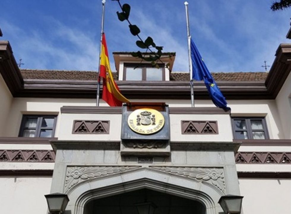 Embajada de España comunica retiro de seis miembros del personal diplomático