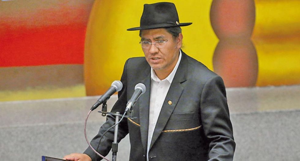 Diego Pary vuelve a Bolivia y no descarta candidatura por el MAS