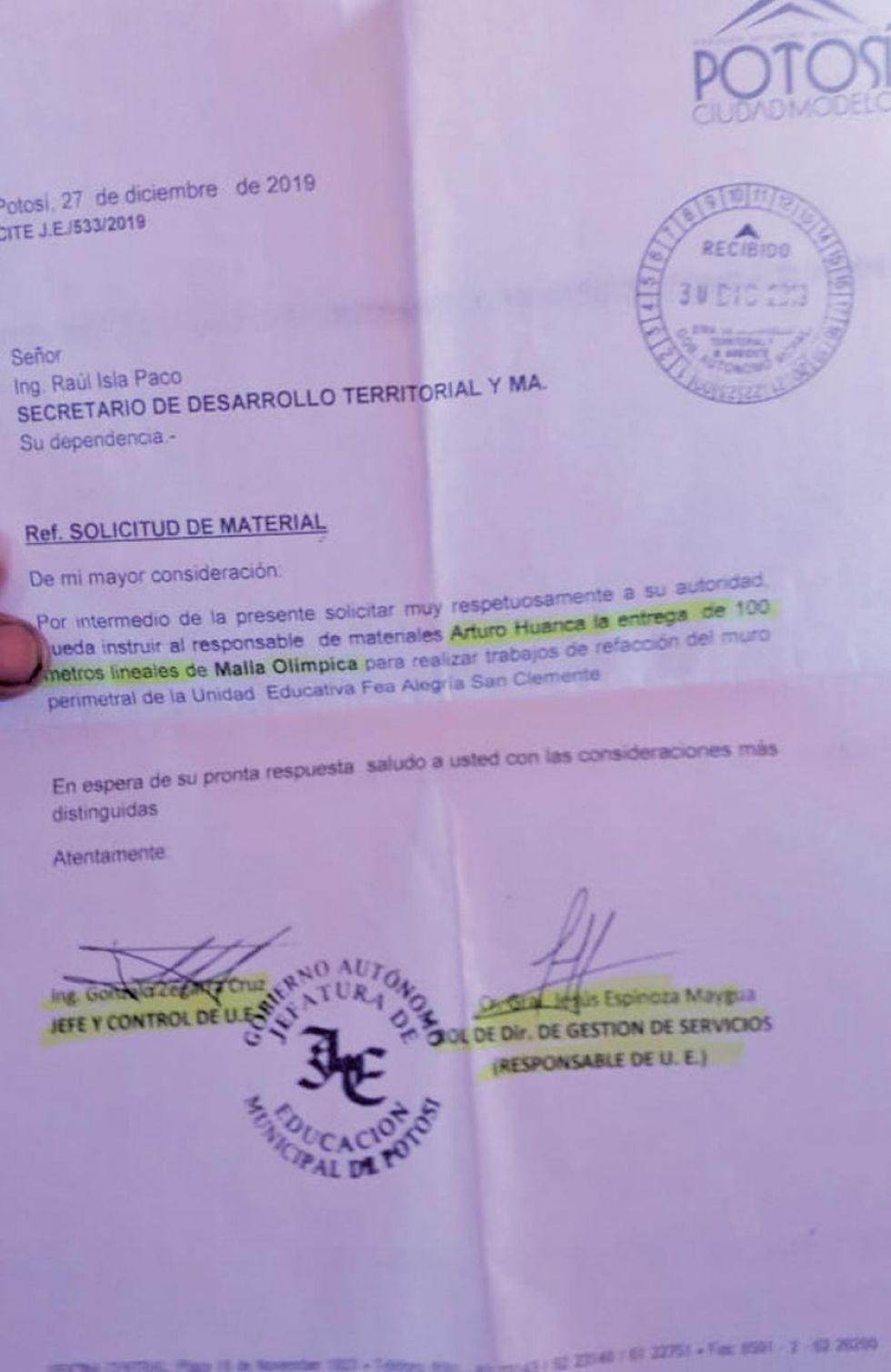 Denuncian robo de mallas olímpicas de la Alcaldía