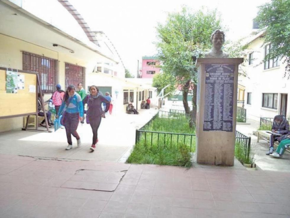 La Esfmea aplica prueba a postulantes de la modalidad B