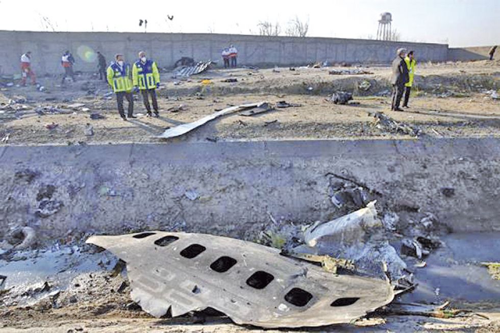 Avión accidentado en Irán llevaba a 63 canadienses