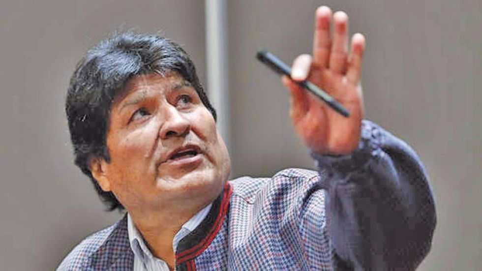 Investigan a casi 600 funcionarios del anterior Gobierno de Evo Morales