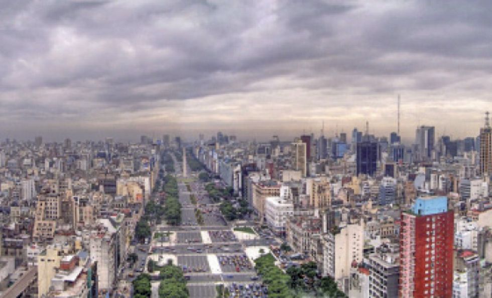 Buenos Aires pide plazos para su millonaria deuda